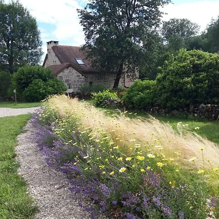 Casa de Férias Natur'ailes, Le Hameau Du Quercy, Romantique, Campagne, Piscine Naturelle