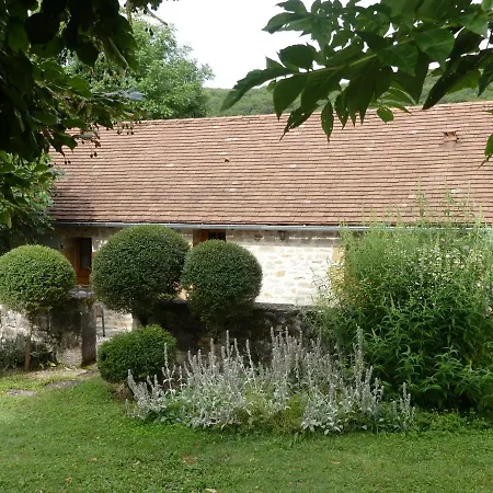 Casa de Férias Natur'ailes, Le Hameau Du Quercy, Romantique, Campagne, Piscine Naturelle *
